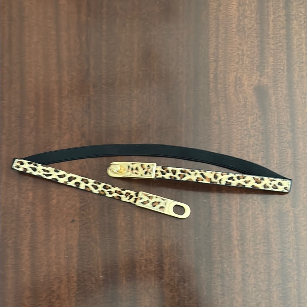 White House Black Market Black and Cream Belt